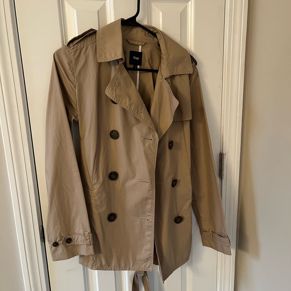 Gap Women's Tan Trench Coat